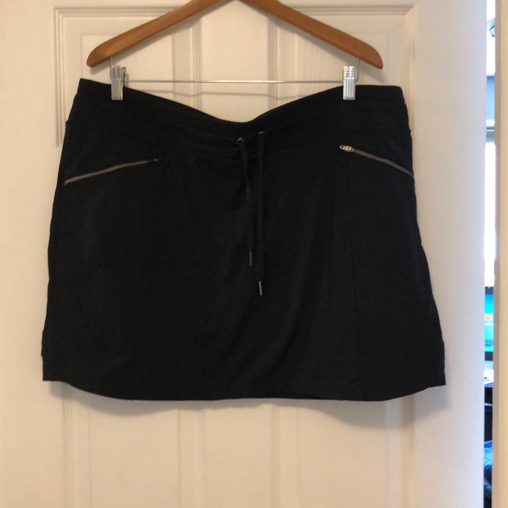 Skort
